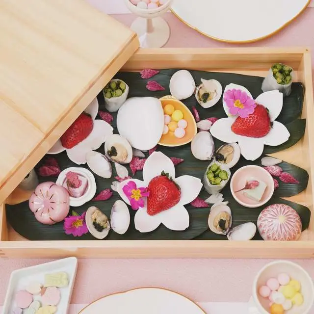 お雛祭り ｜ 四季折々のおしゃれな和食器通販サイトFOURGRACE (フォー