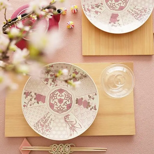 【新品未使用】組子金襴　古伊万里7号皿（化粧箱入り）FOURGRACEオリジナル 組子金襴 古伊万里 7号皿（化粧箱入り）FOURGRACEオリジナル