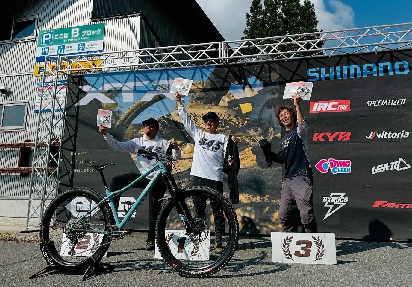 monoralbikesの投稿(1410008390440083456)