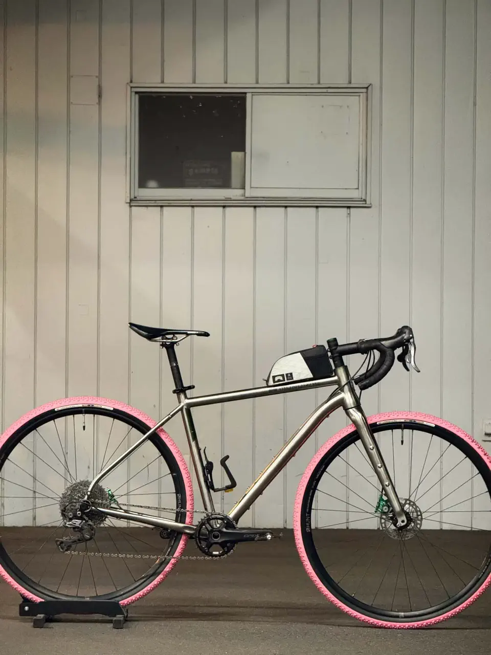 MONORALBIKES - チタンという選択 | 一生モノのチタンバイクフレーム