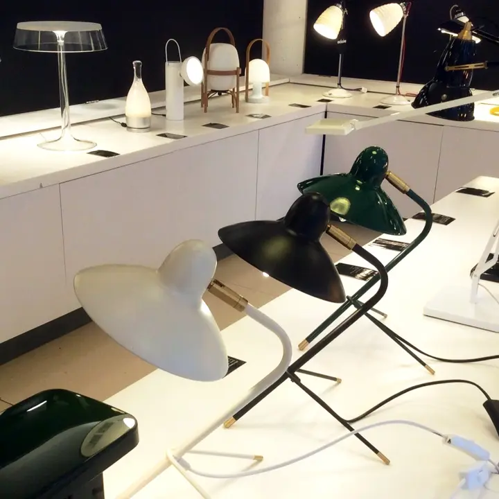 フロアスタンド Arles White Desk Lamp (Set of 2) Arles アルル デスクランプ | 広告紹介商品 | 【公式】ディクラッセ