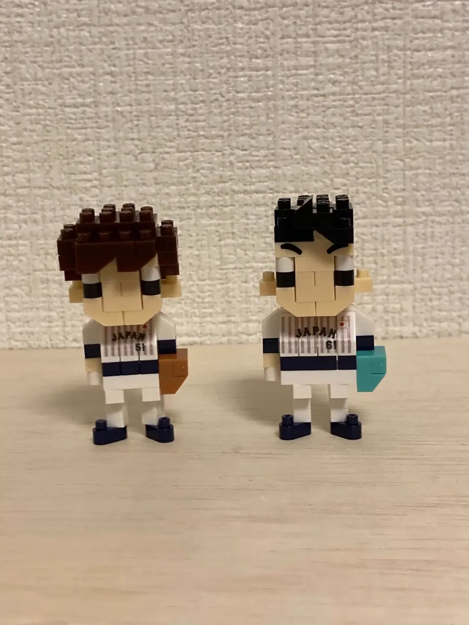 n-fig 侍ジャパン ユニフォーム＆ヘルメット 佐藤輝明｜ナノブロックの