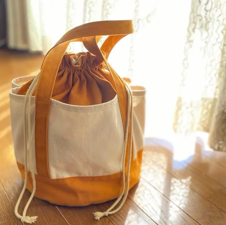11号帆布で作った丸底巾着トートバッグの作品例
