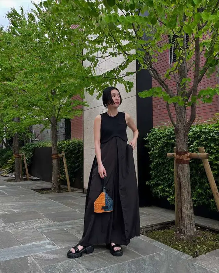 HOLE CUTTING LEATHER SANDAL | サンダル | WOMEN'S（ウィメンズ