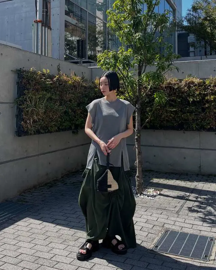 UN3D. BICOLOR RAFFIA MINI BAG / ¥16,500 UN3D. BICOLOR RAFFIA MINI BAG / ¥16,500