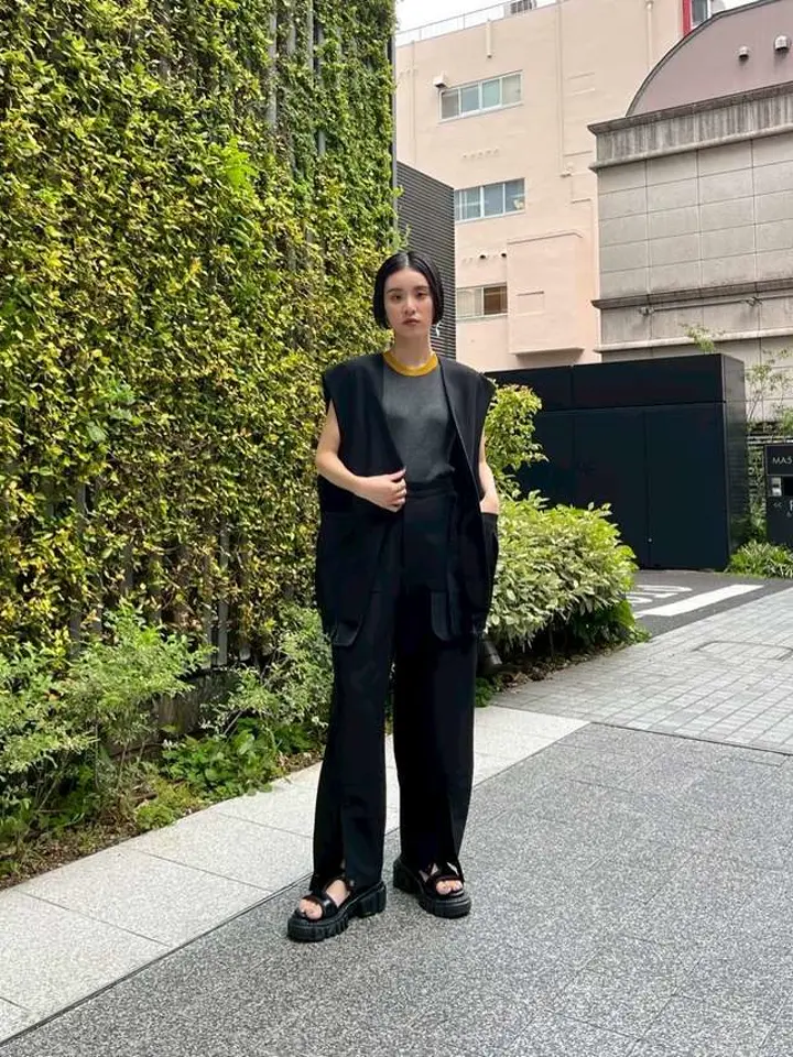 HOLE CUTTING LEATHER SANDAL | サンダル | WOMEN'S（ウィメンズ