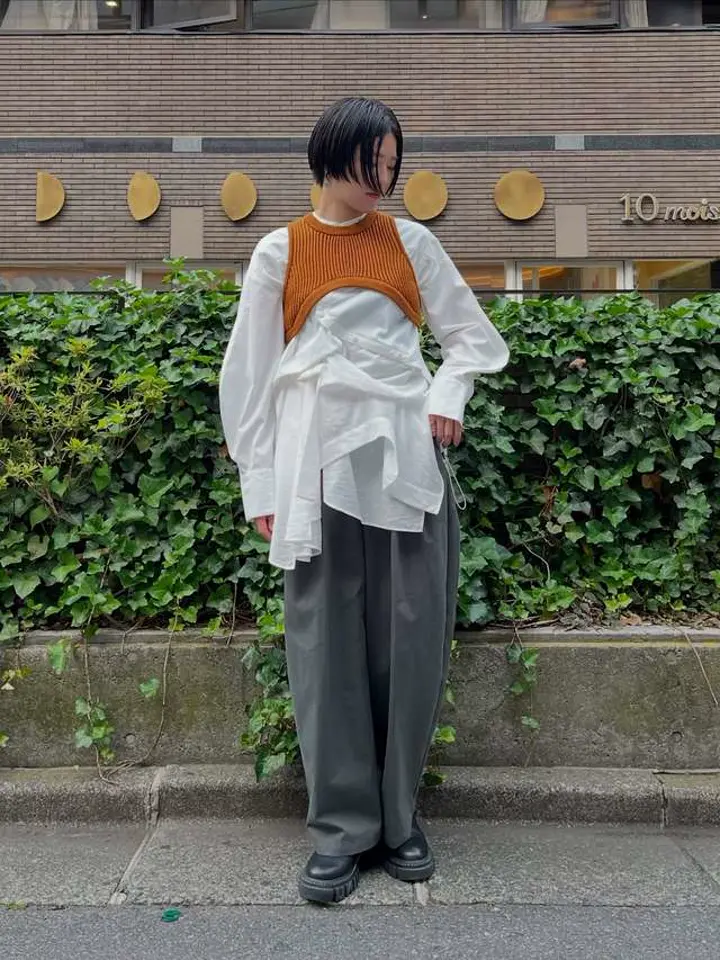 CURVE LINE RIB SHORT VEST | トップス/その他 | WOMEN'S（ウィメンズ