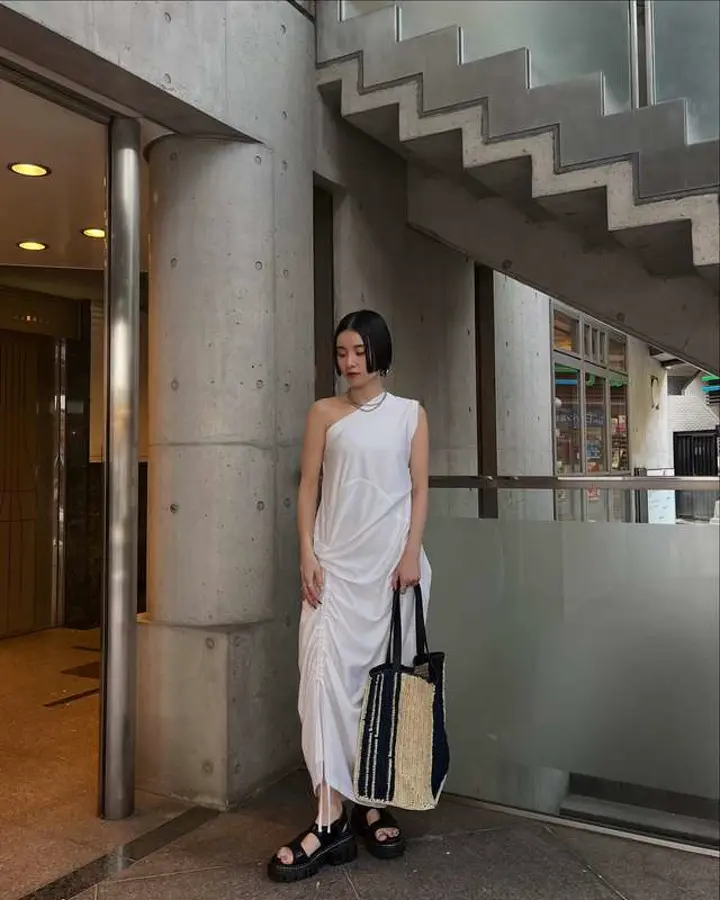 HOLE CUTTING LEATHER SANDAL | サンダル | WOMEN'S（ウィメンズ