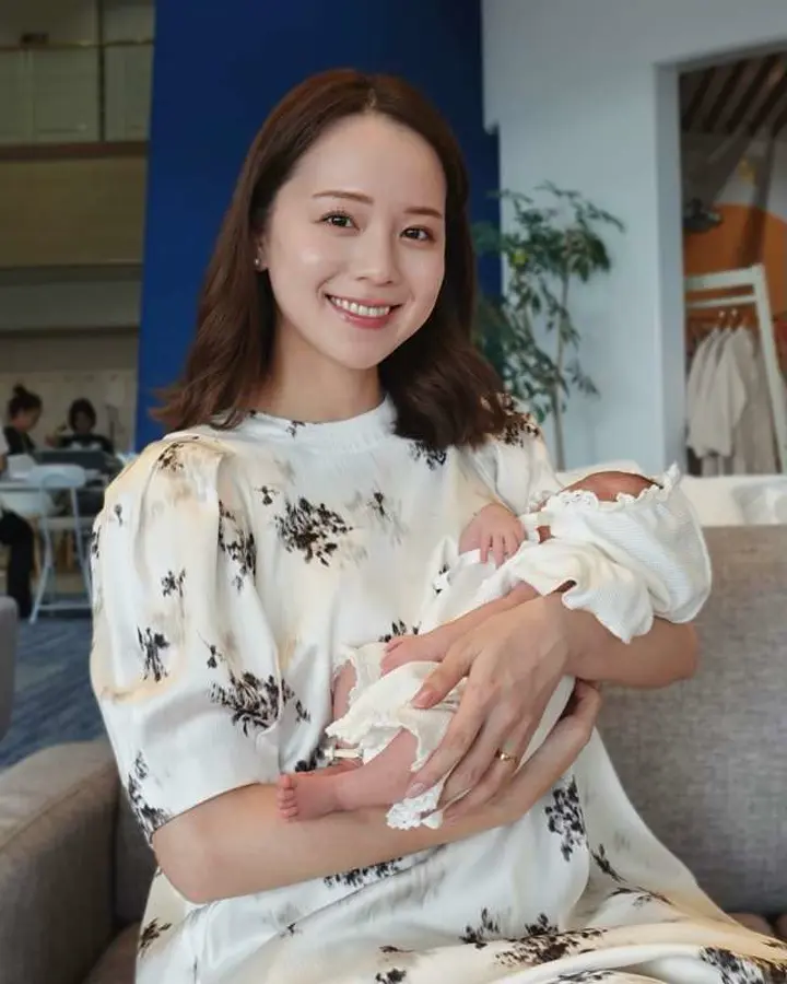 BLUR FLOWER PRINT OP｜ワンピース | ELENDEEK （エレンディーク）公式通販