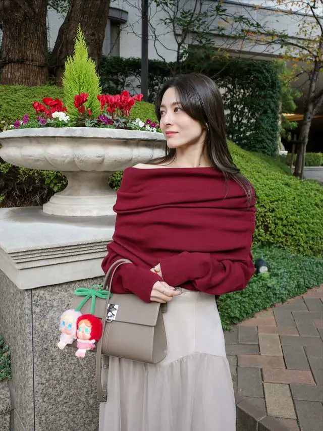 ASYMMETRY DRAPE KT｜ニット | ELENDEEK （エレンディーク）公式通販
