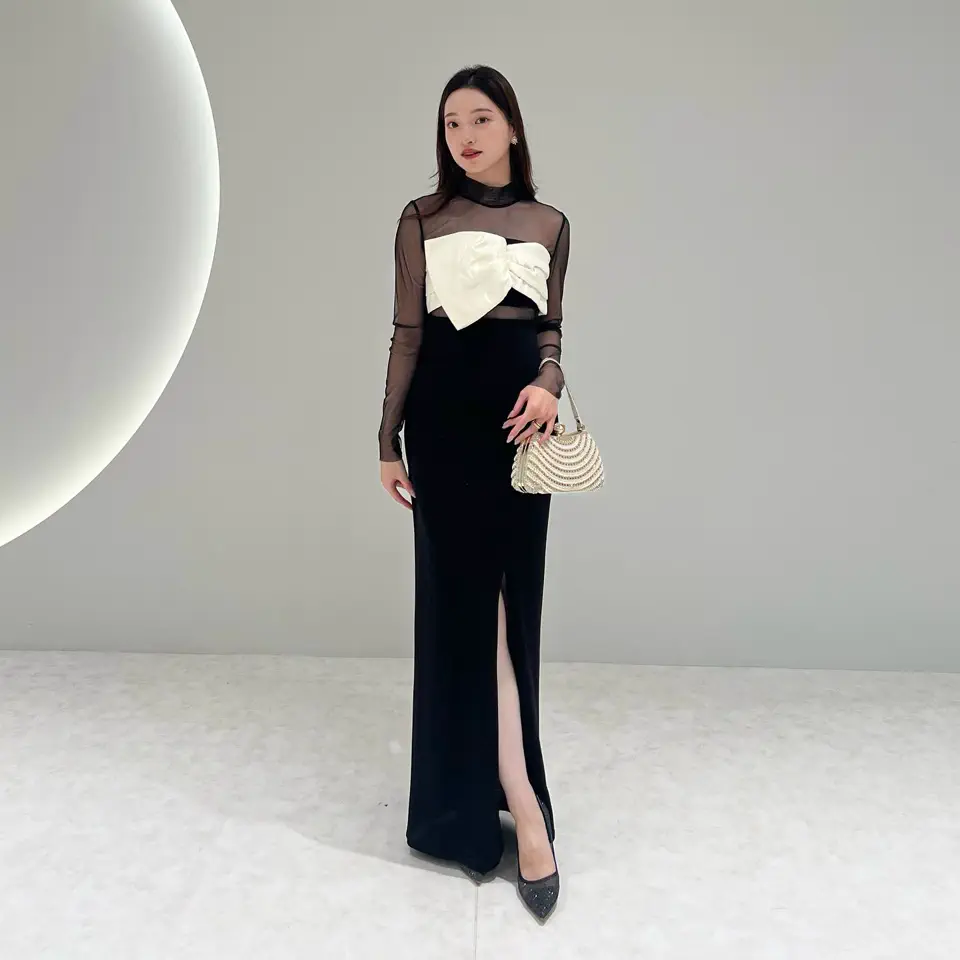 LEJA LUXE】フロントツイストデザインシアースリットIラインドレス