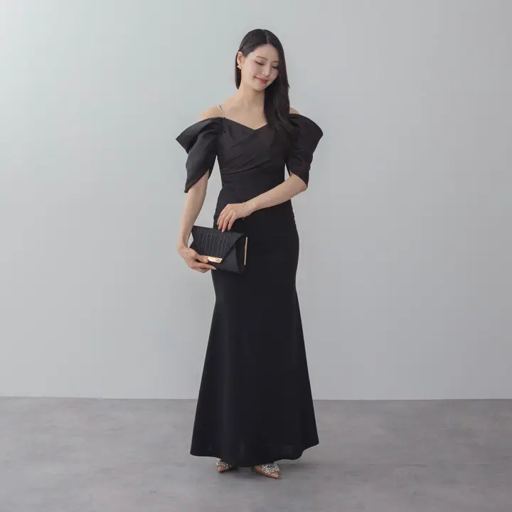 LEJA LUXE】ビジューストラップタックオフショルダーマーメイド