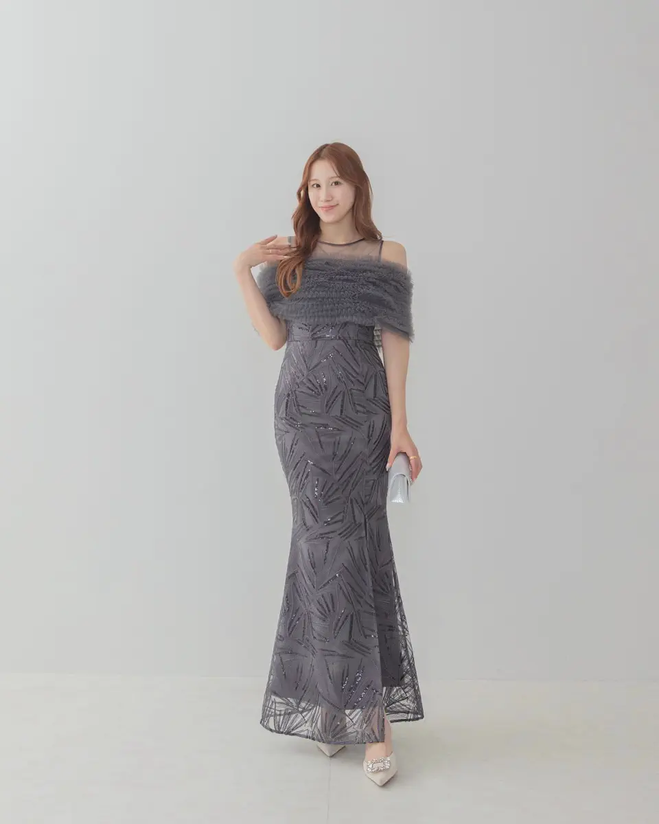 LEJA LUXE】チュールフリルスパンコールスリットマーメイドドレス