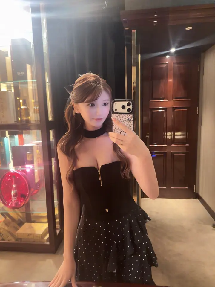 Brille – ROBE de FLEURS