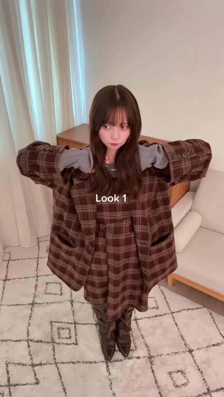 最終価格～新品❇️圧縮ウールフロッキー柄コート❇️SUPEPOSERが好き