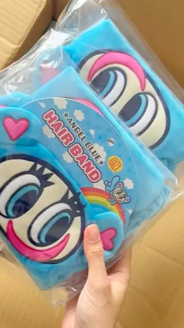 エンジェルブルーの人形 再入荷！】【ANGEL BLUE】ぬいぐるみチャーム | 【FOREVER 21