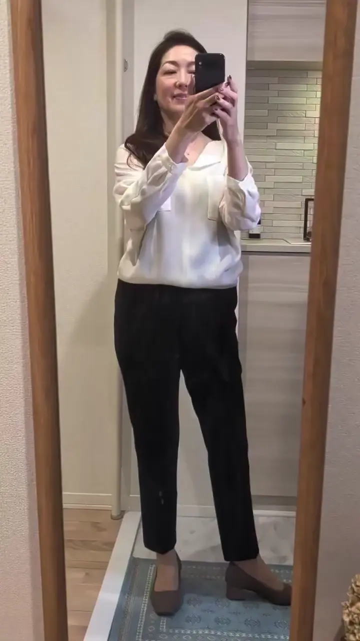 Official online store for stretch pants specialist store B-THREE