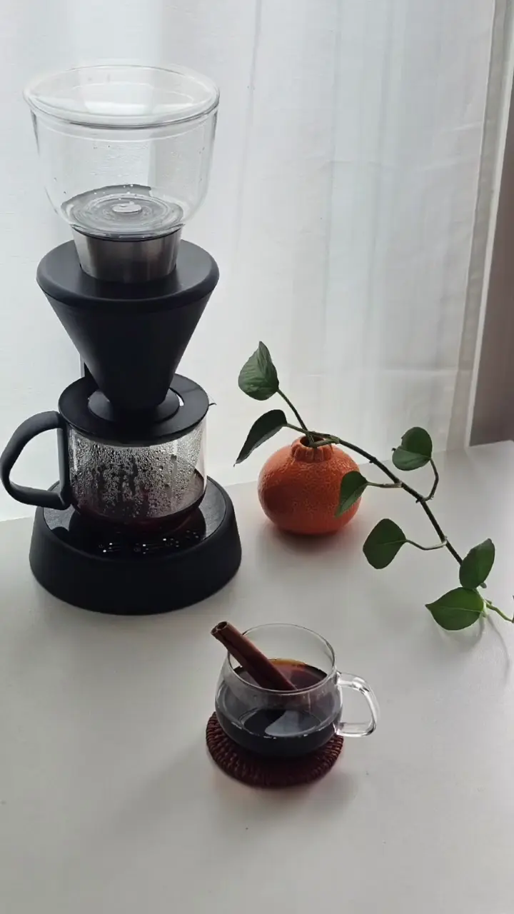 FoElem スマートコーヒーメーカー Mocca｜世界一バリスタ監修×エルメス