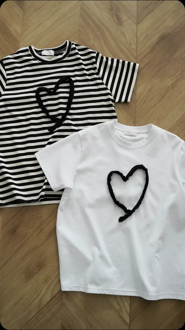 fringe Heart T-shirt(2color) - BayBee