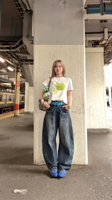 カレンダープリントコットンTシャツ C0040 – YOLO（ヨロ