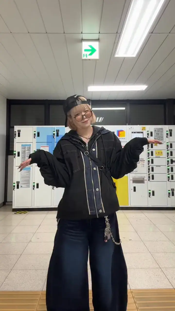 YR‪‪❤︎‬出品 1/35 Tiger Ⅱ s.SS Pz.Abt.501 No.204 #6 マイバッハ HL230 P30塗装