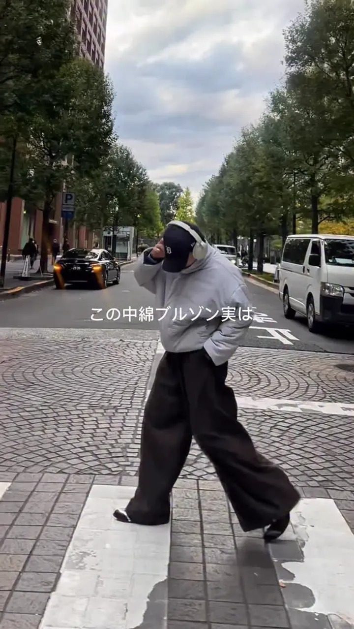 ハイネック トップス ジャケット グレー 地雷系 V系 ギャル ハイネック 背中カーブライン入り ジャケット (単品)