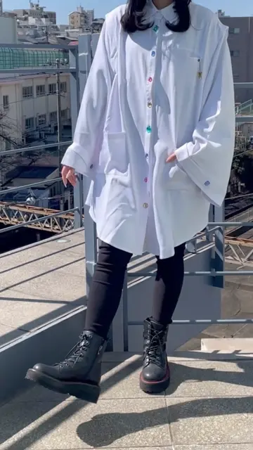 最短即日出荷】シャツ ユニセックス オフショルダー シンプル