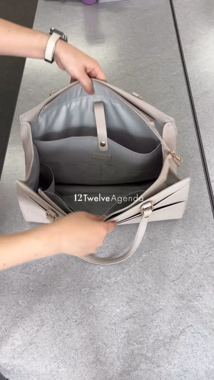 軽量アウトポケットA4トートバッグ - 12Twelve Agenda(トゥエルブ