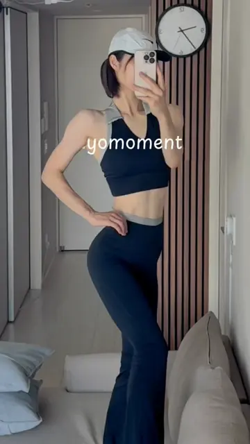 レーサーバック ブラトップ パッド付き　美脚 ロング丈 フレアレギンス レーサーバック ブラトップ パッド付き