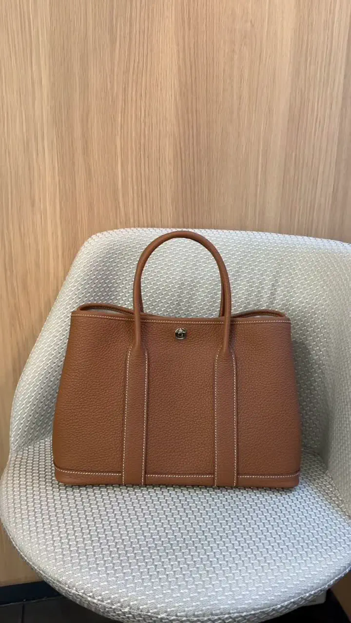 エルメス バーキン25｜サイズ感・定価【2026年】 | 吉川質店