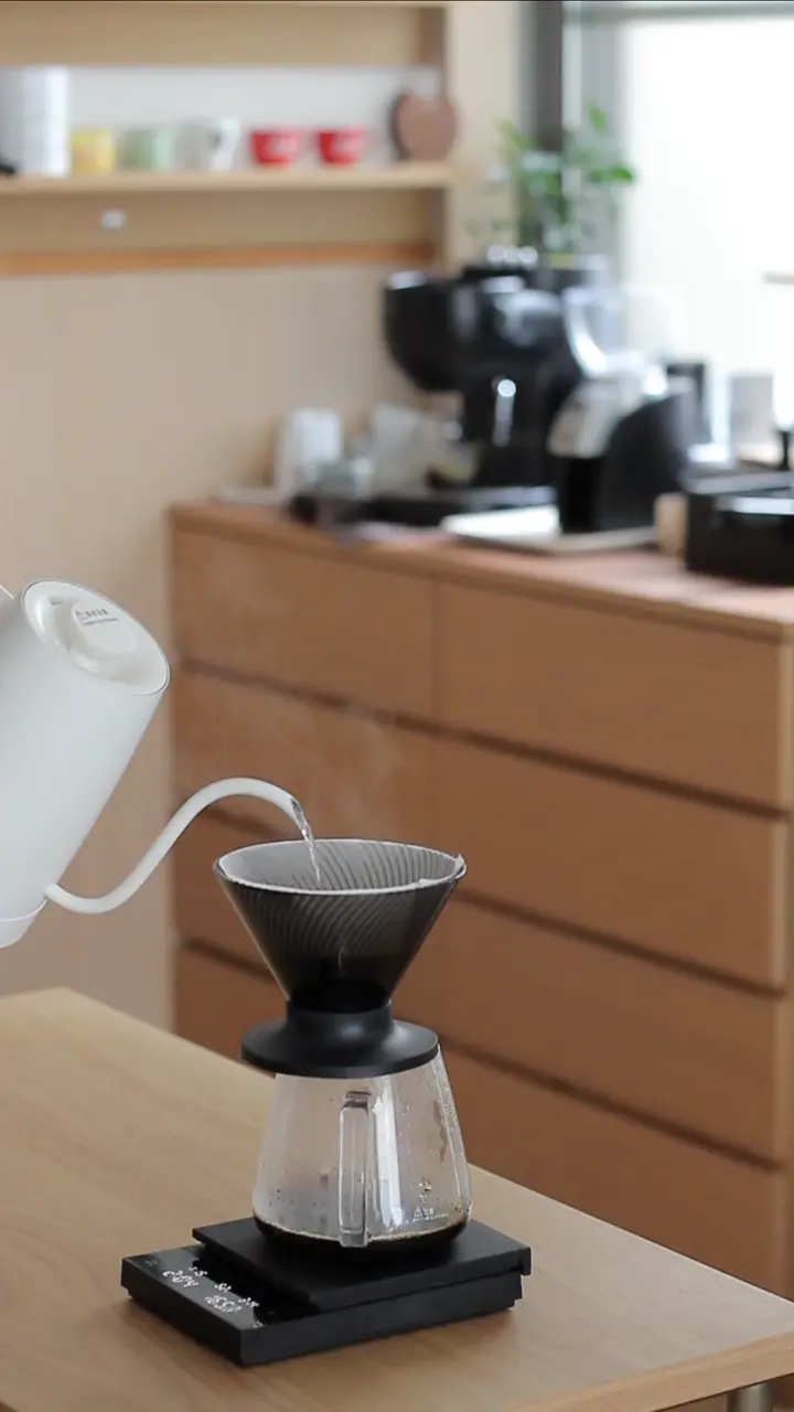 V60 バリスタサーバー –コーヒーサーバーなら HARIO NETSHOP