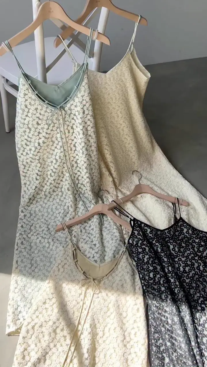 ワンピース人気NO.1】刺繍フラワーキャミワンピース – Bab