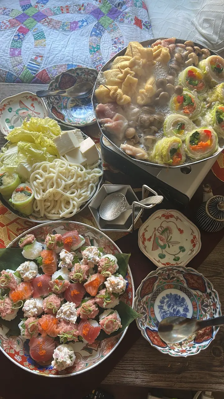 ほたる珍味入 波 ｜ 四季折々のおしゃれな和食器通販サイト FOURGRACE