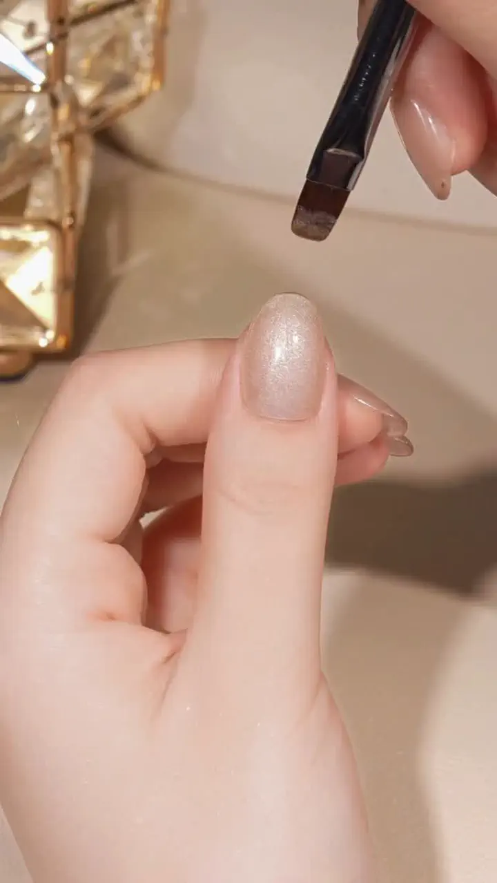Same-Day Shipping] Water-gloss pink greige magnetic nail tips with go
