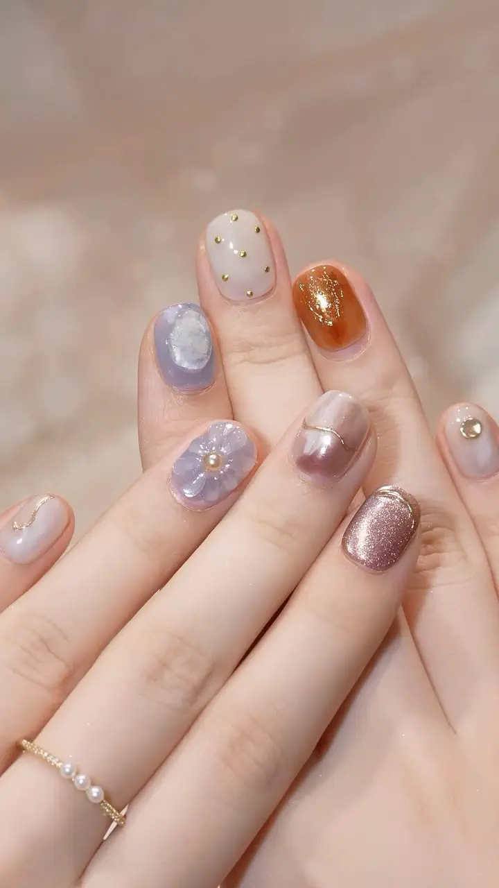 当日発送】水光ネイルブラウンニュアンス3Dフラワーアートゴールド