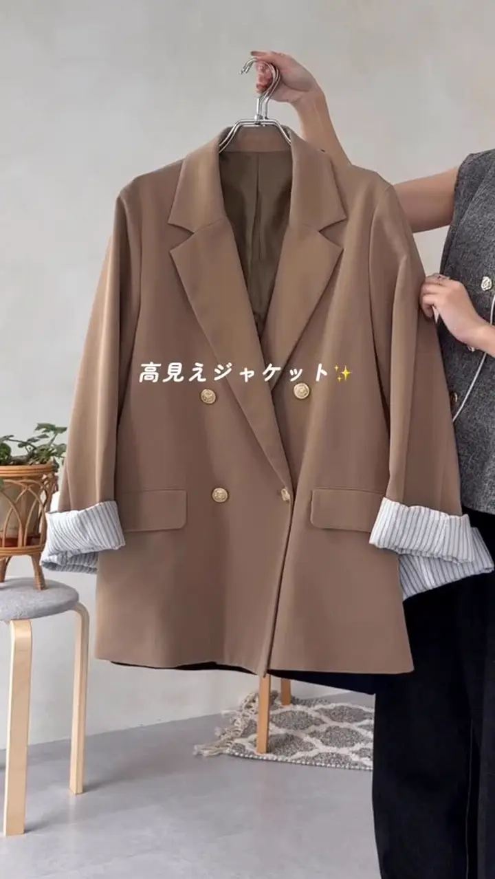 ゴールドボタンテーラードジャケット | Thevon.(ゼヴォン)レディース
