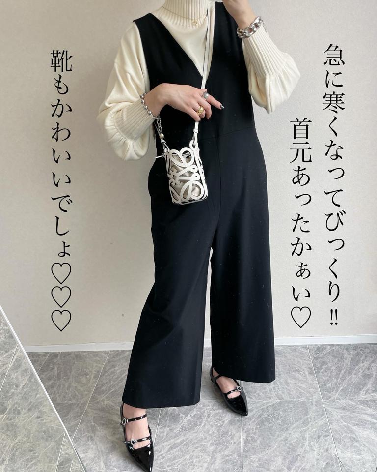 ビジューバックルダブルストラップポインテッドトゥフラットパンプス