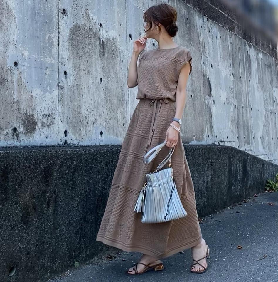 試着♡AGAWD♡クロシェ2wayジレワンピース♡送料込み スエードライクジレ2WAYワンピース（マキシ・ロングワンピース