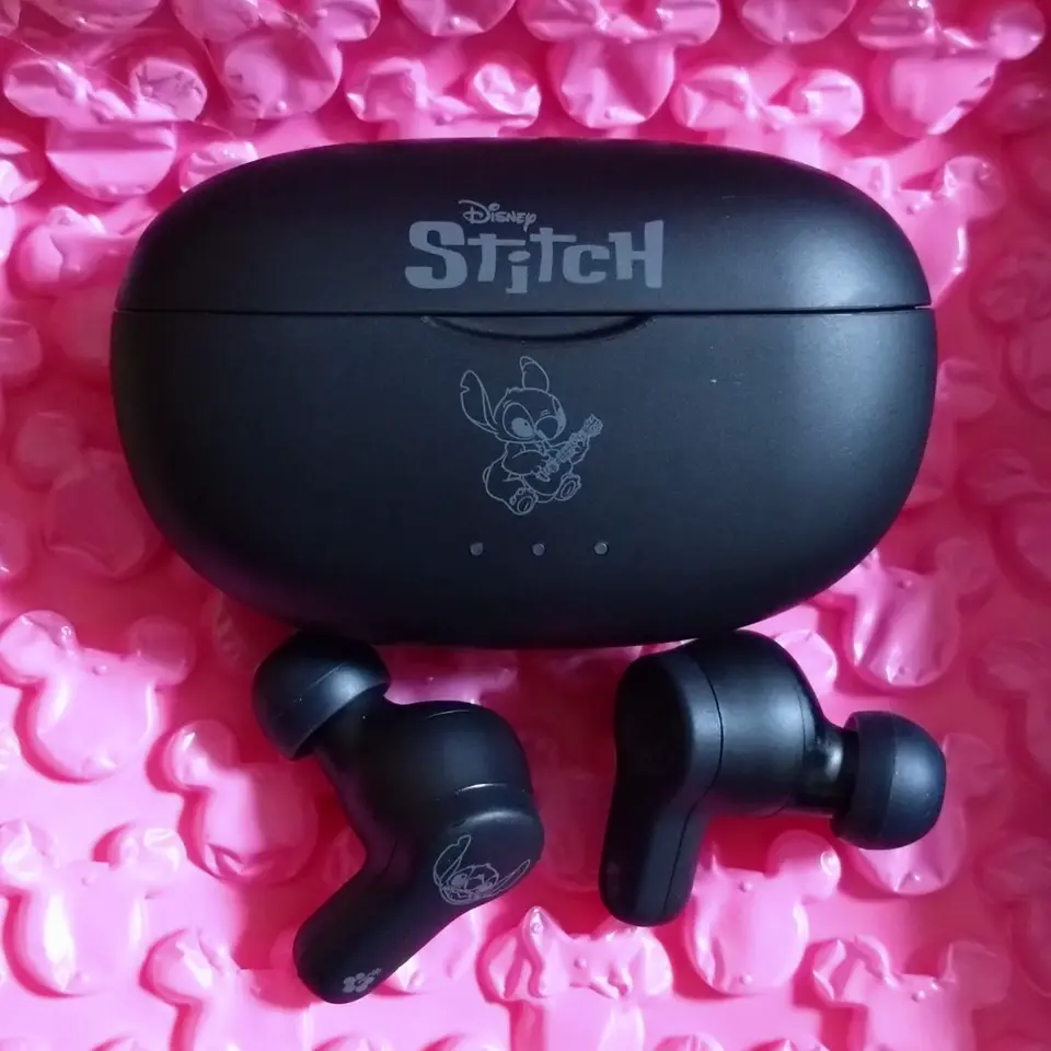 ☆即完売の人気商品⭐︎ディズニー ワイヤレスイヤホン スティッチ