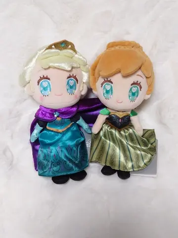 ディズニーストア アナと雪の女王 エルサ アナ 戴冠式 ぬいぐるみ 公式】ディズニーストア.jp | アナ ぬいぐるみ TINY FROZEN 戴冠