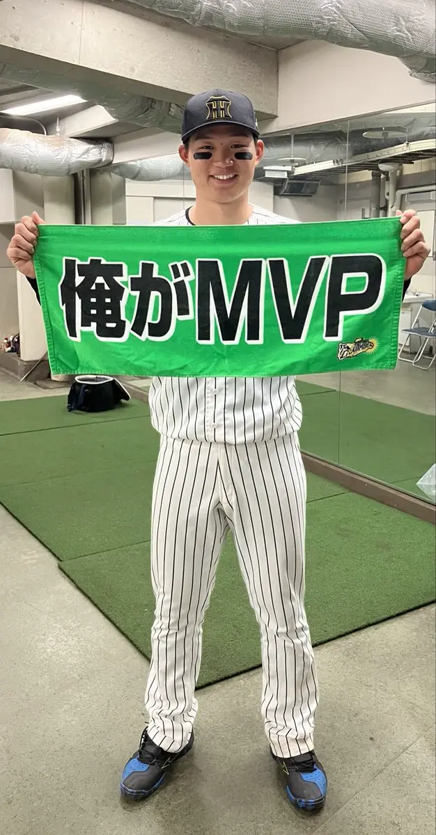 阪神タイガース　門別選手　レプリカユニフォーム　ホーム　Mサイズ 阪神タイガース 坂本誠志郎 レプリカユニフォーム 新品未使用