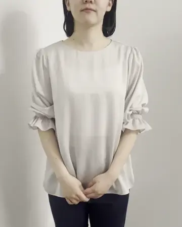 ボリュームスリーブサテンブラウス/洗える(ブラウス・シャツ