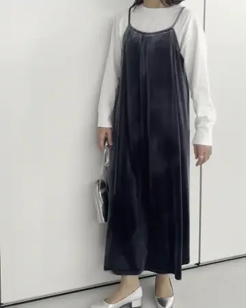 ☆新品未開封エルセーヌ　NEWビバワンダフルジェル スノーベロア ショルダーストラップワンピース/洗える(ワンピース