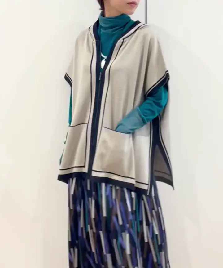 ダブルジャカードニットポンチョ(その他のトップス) | GEORGES RECH