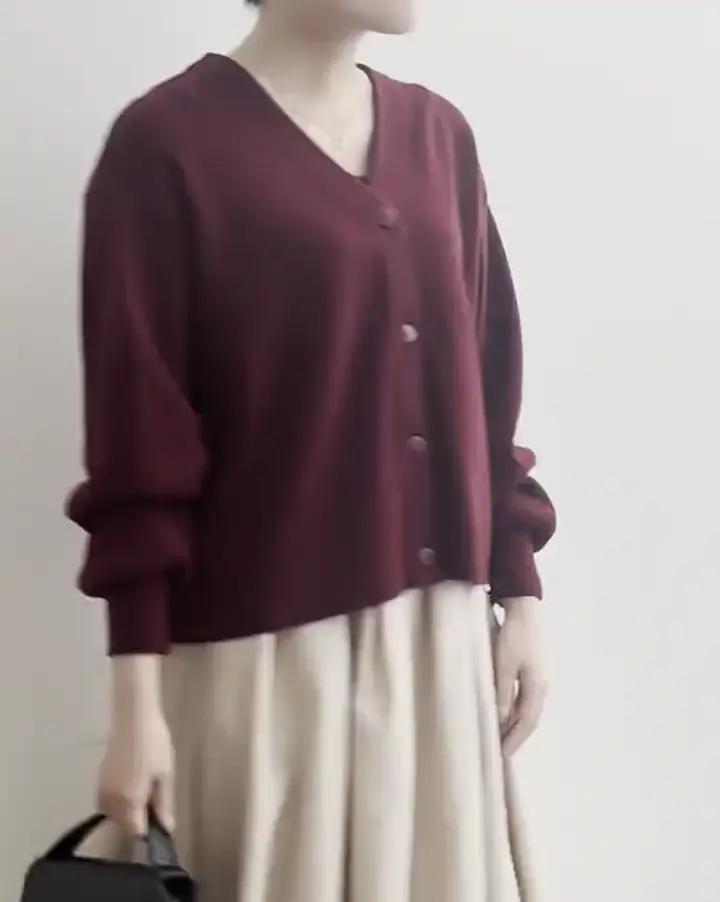 スムース編みVネックニットカーディガン/洗える(カーディガン) | MK