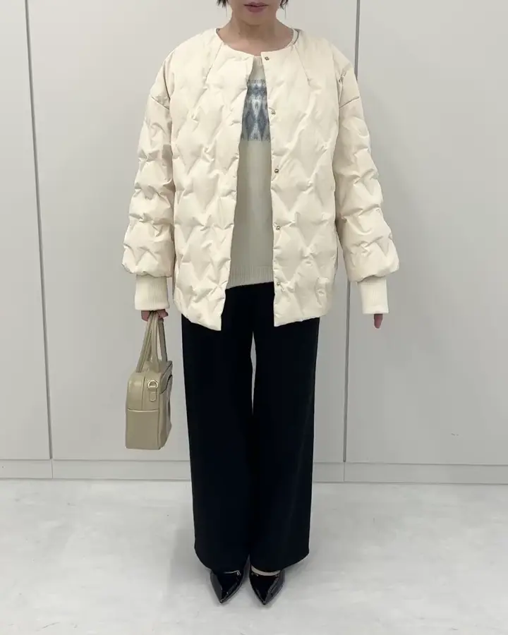 ノーカラーミドル丈ダウンコート(ダウンジャケット・コート) | MK