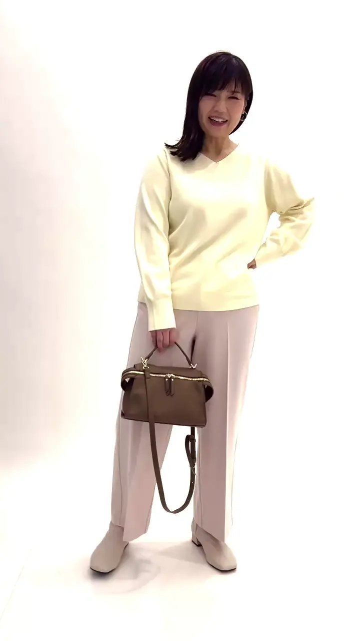 大きいサイズ/新色追加】Vネックパフスリーブニット(ニット・セーター