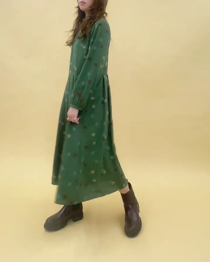 Estrella ハイネックフラワー刺繍ワンピース(ワンピース) | Jocomomola