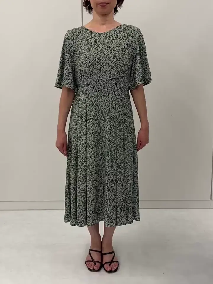 フレアスリーブ小花柄ワンピース/洗える/WEB限定サイズあり(ワンピース
