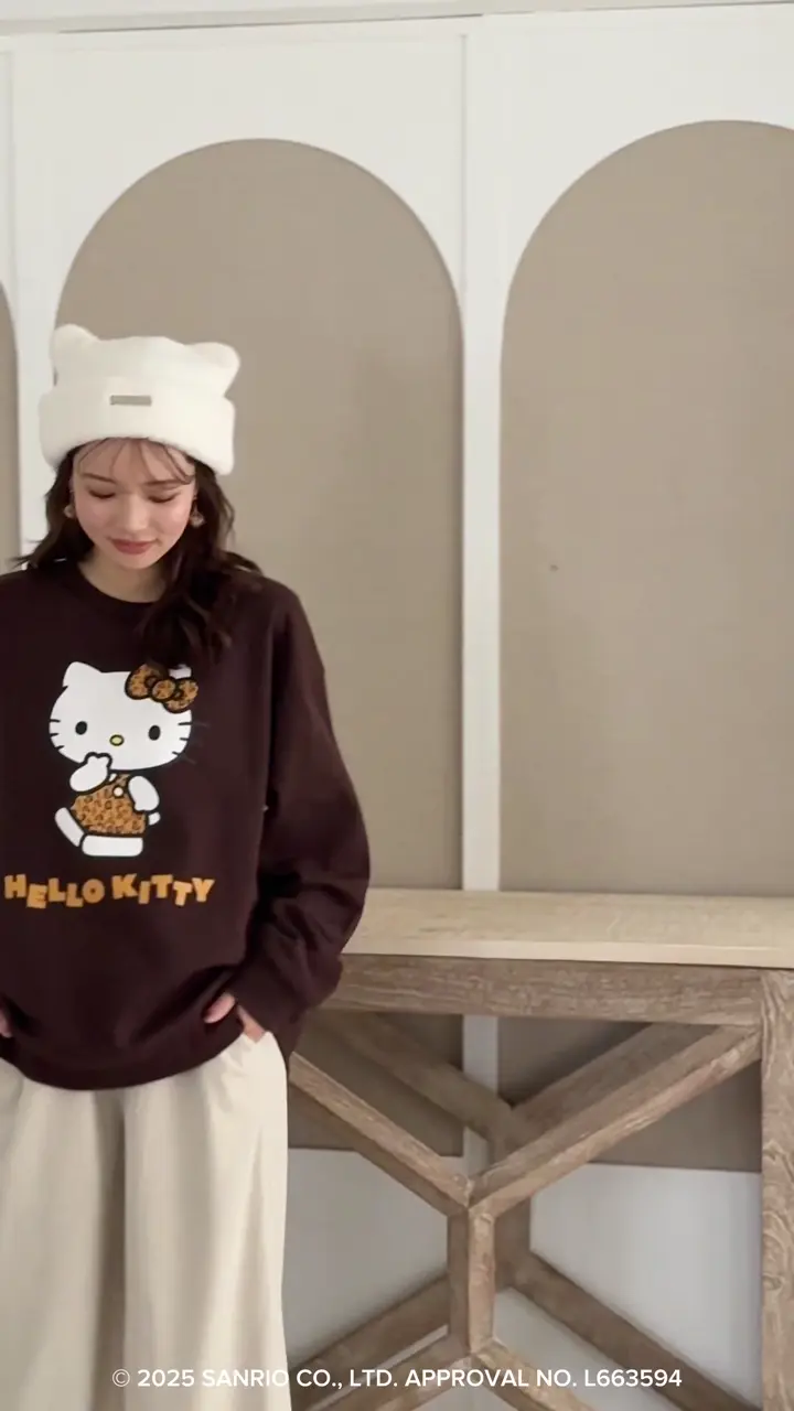 ハローキティヒョウ柄トレーナー / LUDIC PARK（ルディックパーク）の